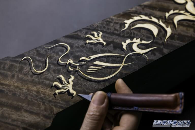 ロールスロイス ファントム ドラゴン|ギャラリー(フェイシア)|「天井にドラゴン?!」ロールスロイス ファントムの特注モデルは、もはや“走る芸術品”だった件【最新モデル3台を紹介】