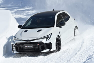 雪上ドライブで強く実感! 最新GRカローラ試乗【ハンドリングの小気味よさが大幅アップ】