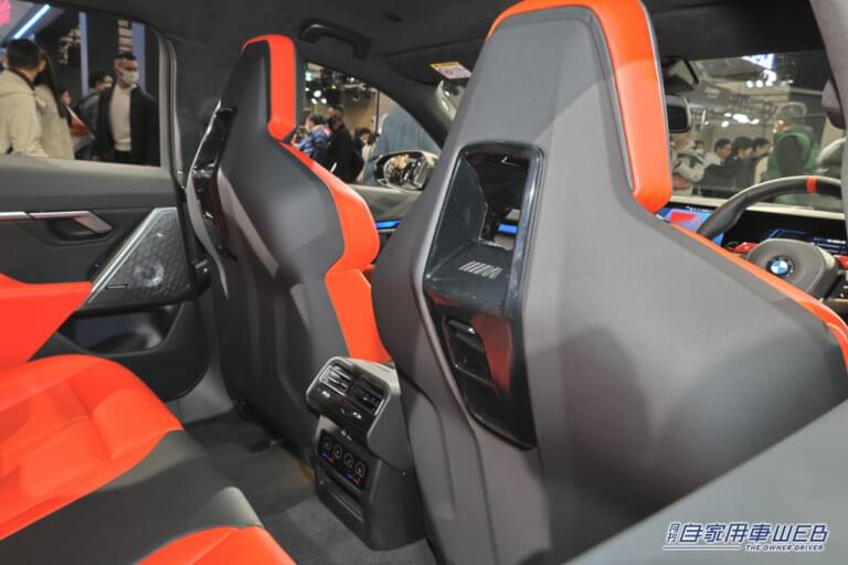 BMW M5+M パフォーマンス・パーツ|エレガントなハイパフォーマンスセダンが純正パーツでキャラ豹変。ゴテゴテにならない絶妙さがイイ!「システム最高出力727PS/最大トルク1000Nmって、凄くない?」