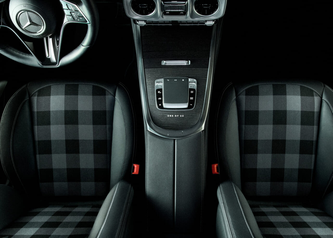 ｜「MONCLER」とのコラボモデル、国内4台限定の凄いGクラスが登場！【特別仕様車G-Class Past Ⅱ Future】