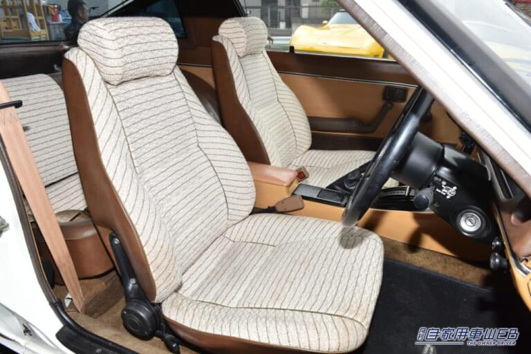 マツダ RX-7のフロントシート