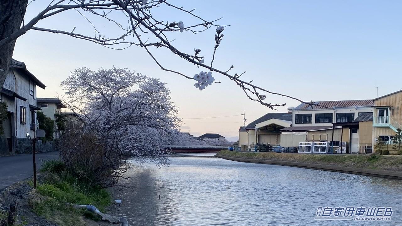 釣り場。|「えっ ちいさっ!」「グッドなサイズ感」持っていると幸せになれる。アウトドアショップでみつけた便利グッズを紹介。