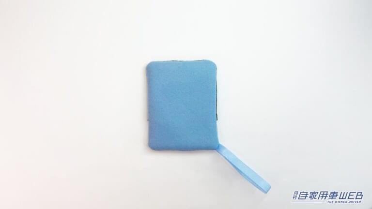 ファイバックスの裏面。|「500円以下で最高すぎた」「もう無いと無理〜」車内が激変するヤバすぎカー用品。