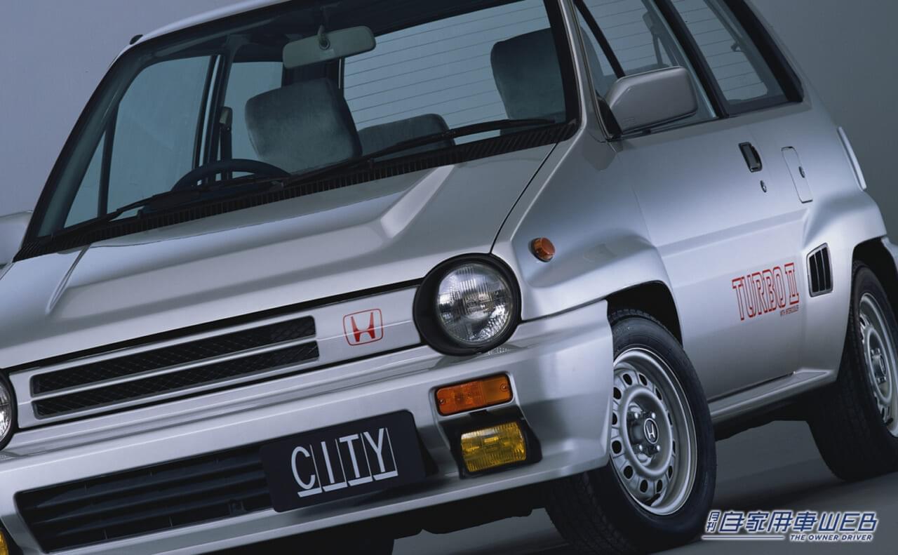 |「平均年齢27歳」停滞期にあえぐホンダから生まれた常識外れのクルマ。難色を示す上層部を説得した若き開発陣が放った大ヒット作。