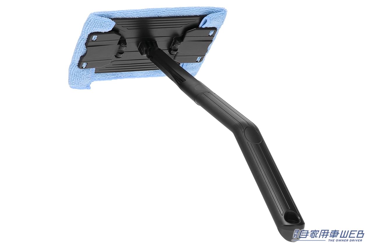 |「フロントガラスの奥って拭きにくい…」「力も入らないし手が届きにくい」そんな悩みを一発で解消。「これはスグにでも実践したい」