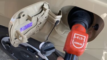 「それ間違ってるよ」ガソリン給油時の”ソレダメ”行為。知っててよかった豆知識。