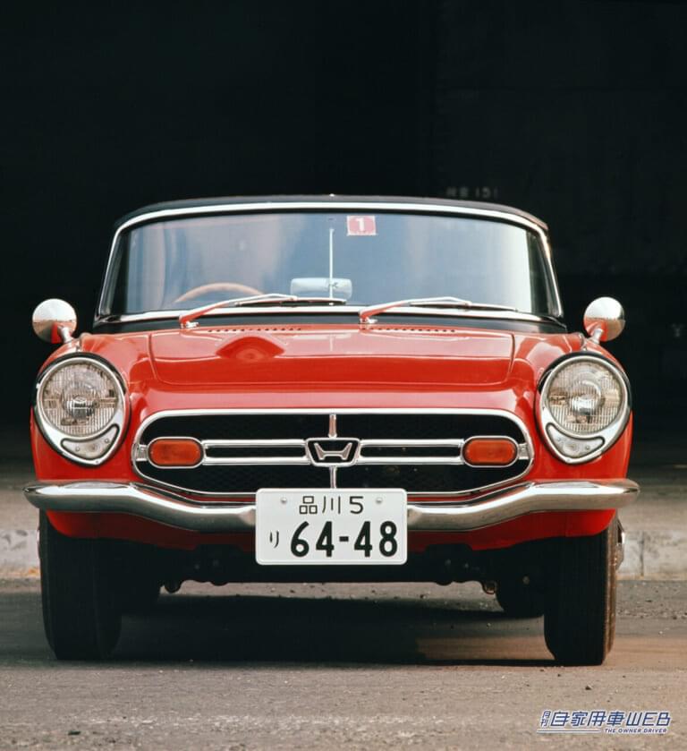 ホンダ・S800。|赤と白は緊急車両の専用色だった?「お上の言うことは聞かん!」政府を動かした本田宗一郎の渾身の一手「赤いスポーツカーを作れ…」