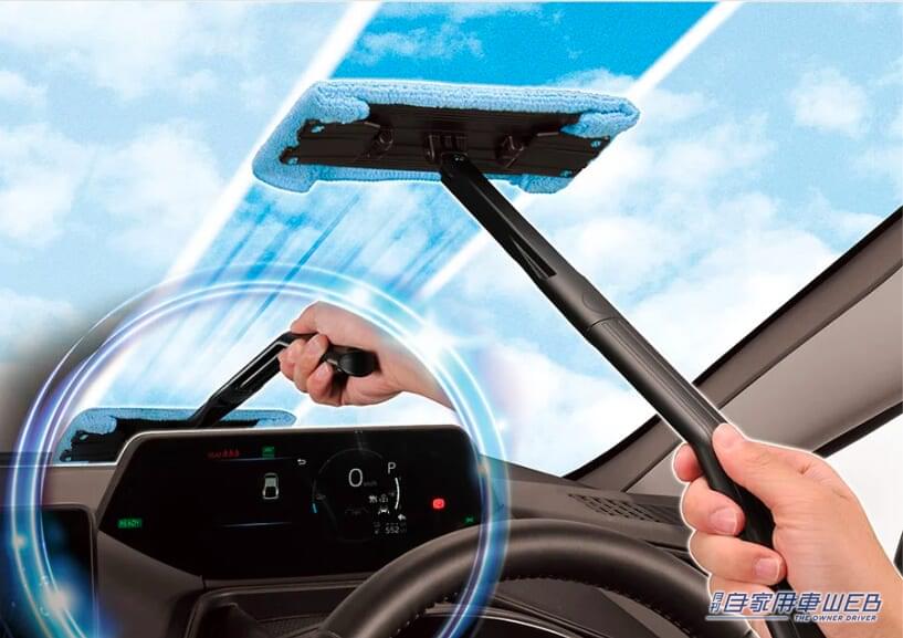 エクスクリア360ワイパーフラット(C190)の使用イメージ。|「うわぁ、まただよ…」「これホント困る」自分だけかな? 車のフロントガラスが曇る現象。経験した人は多いハズ…