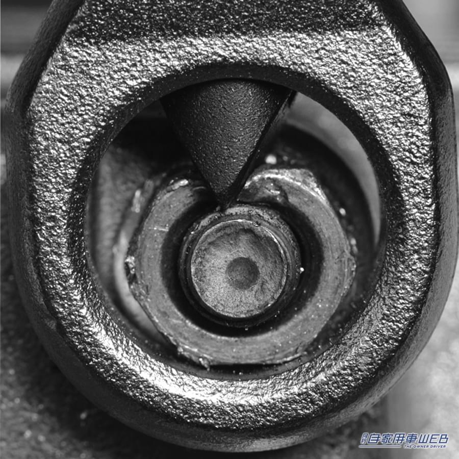 |「そんな方法があったのか…」角をナメたナットの外し方。固着してしまった場合でも外せる、どうにもならない状況を解決する最終手段を解説