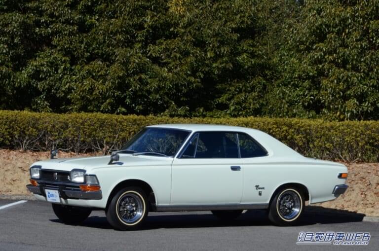 3代目トヨタ クラウンの2ドアハードトップモデル|赤と白は緊急車両の専用色だった?「お上の言うことは聞かん!」政府を動かした本田宗一郎の渾身の一手「赤いスポーツカーを作れ…」