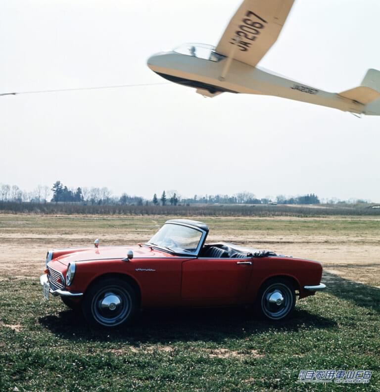 ホンダ・S600。|赤と白は緊急車両の専用色だった?「お上の言うことは聞かん!」政府を動かした本田宗一郎の渾身の一手「赤いスポーツカーを作れ…」