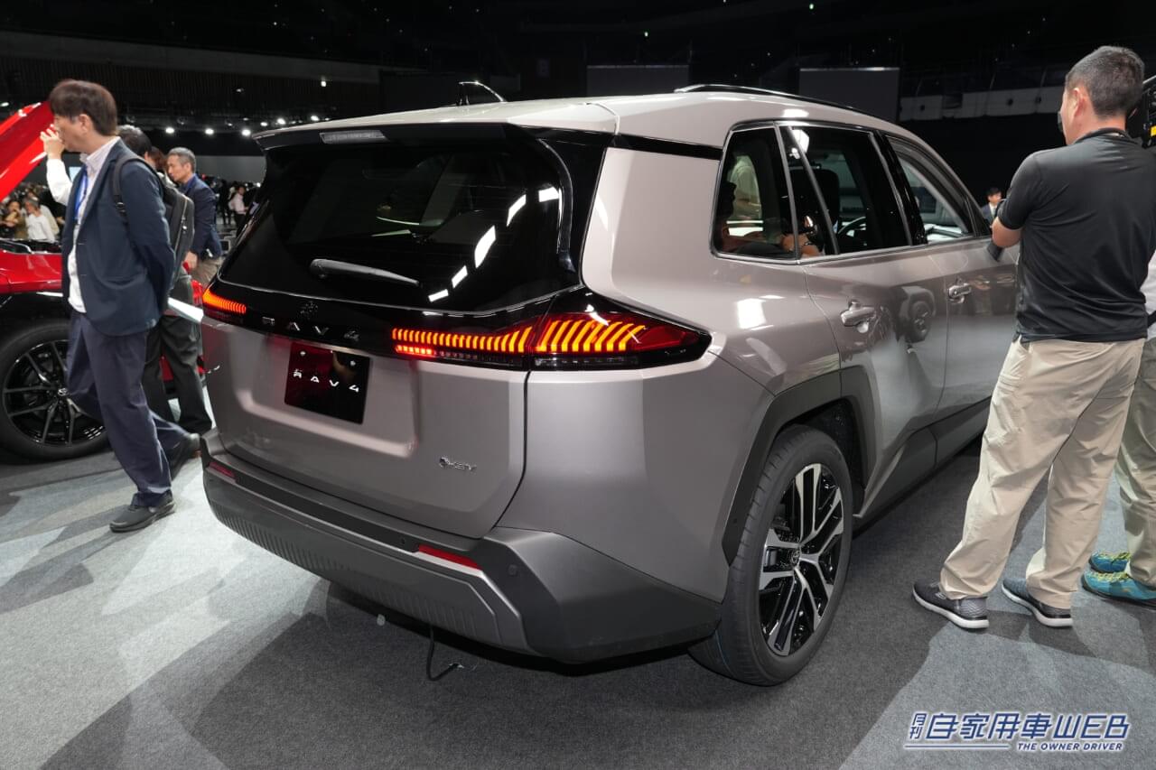 |トヨタ、新型RAV4を世界初公開:注目のGRスポーツを含む、3つのスタイルモデルを披露【日本導入は2025年度内を予定】