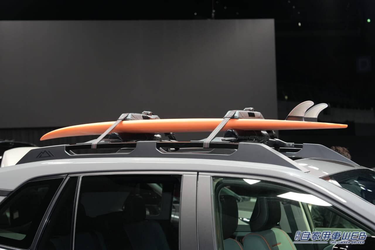 |トヨタ、新型RAV4を世界初公開:注目のGRスポーツを含む、3つのスタイルモデルを披露【日本導入は2025年度内を予定】