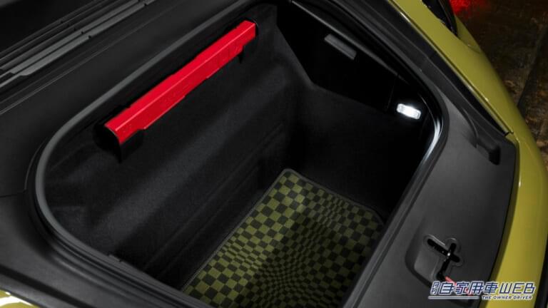 911カレラGTSカブリオレをベースにした「ポルシェ911スピリット70」|伝説のパシャパターンが蘇る! 70年代スタイルを纏った最新911「ポルシェ911スピリット70」誕生