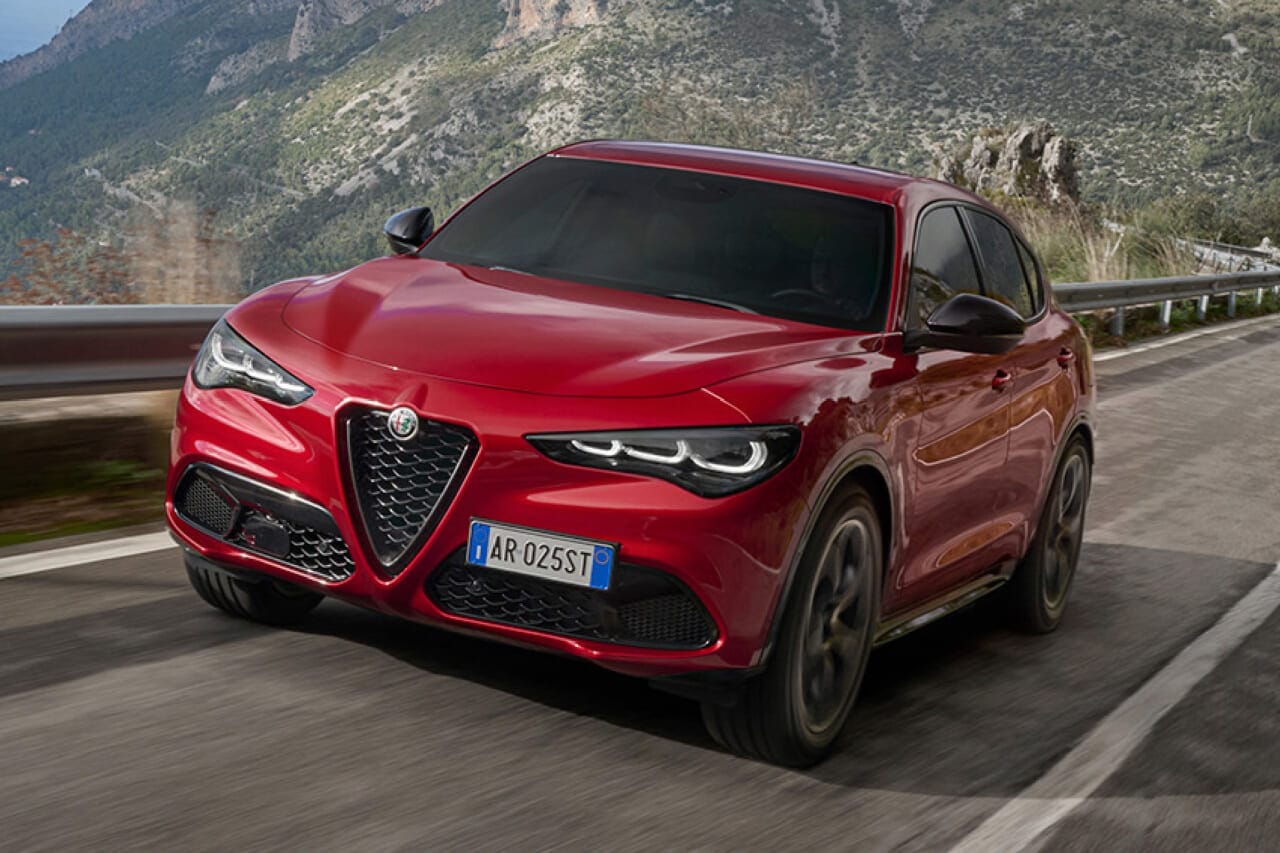 アルファロメオ ステルヴィオの新グレード「スプリント」｜アルファロメオのSUV「ステルヴィオ」に、新ベーシックグレード「スプリント」を追加【リーズナブルな価格を実現した戦略モデルが登場】