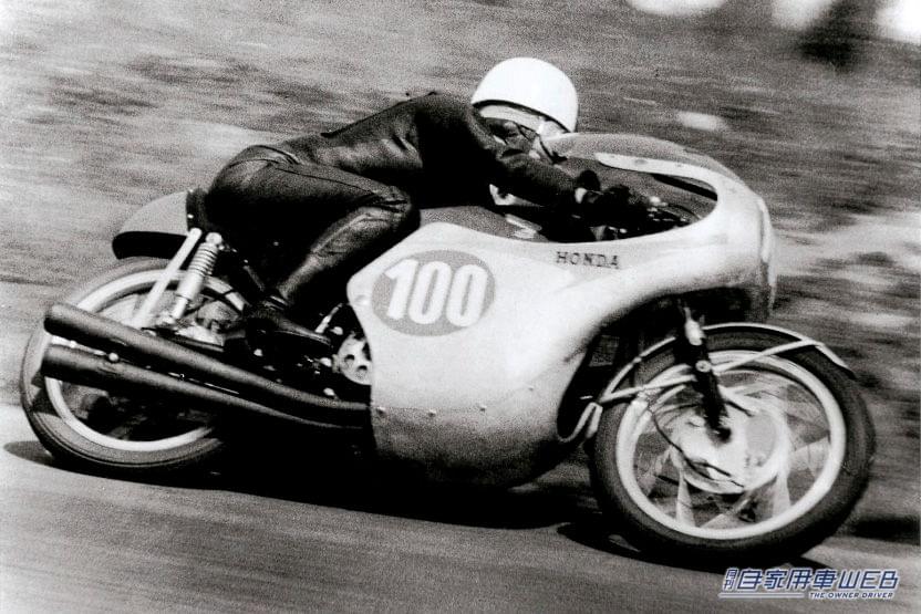 高橋国光選手・RC162|「販売台数はイマイチだった…」ホンダ初の4輪車は、とんでもない高性能エンジンを搭載したぶっ飛びトラックだった!【ホンダ・T360】