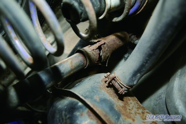 サビを放置した状態|「ウソだろ…こんなところにサビが」放置はNG!なかったことにするサビ取り消しゴムを使って対処してみた。