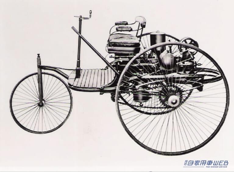 1886年に製造されたベンツ|「革新的な方式」「FF車の元祖」イギリス生まれの超有名な名車が、今の自動車の礎となった。小さなボディにエンジン横置きレイアウトの発明。