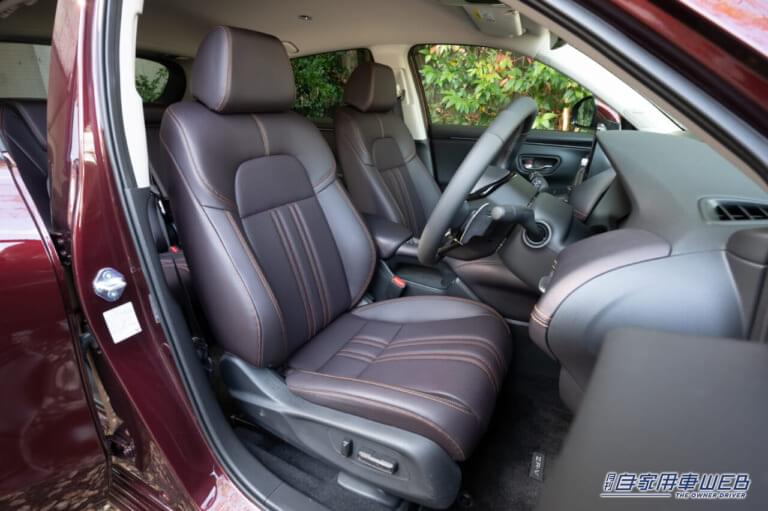 ホンダ ZR-V 前席|【夏の注目モデル】最新ZR-Vの買い得ポイントを徹底解説【走りと装備のバランスが絶妙。納期が早いこともマル】