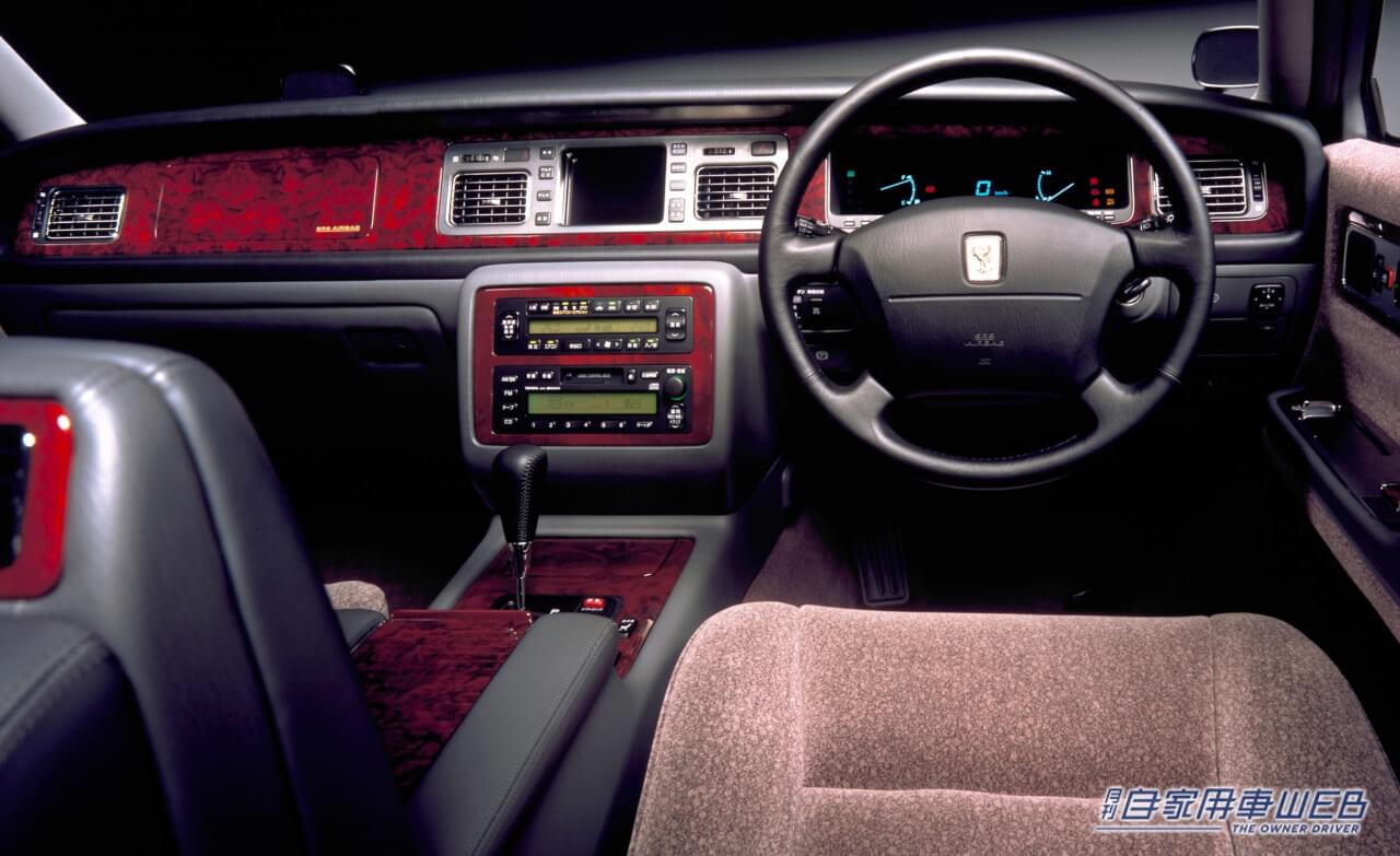 |「鳳凰」を冠した至高のクオリティ。すべてが手造り!”走る工芸品”と呼ばれた国産最高級サルーン