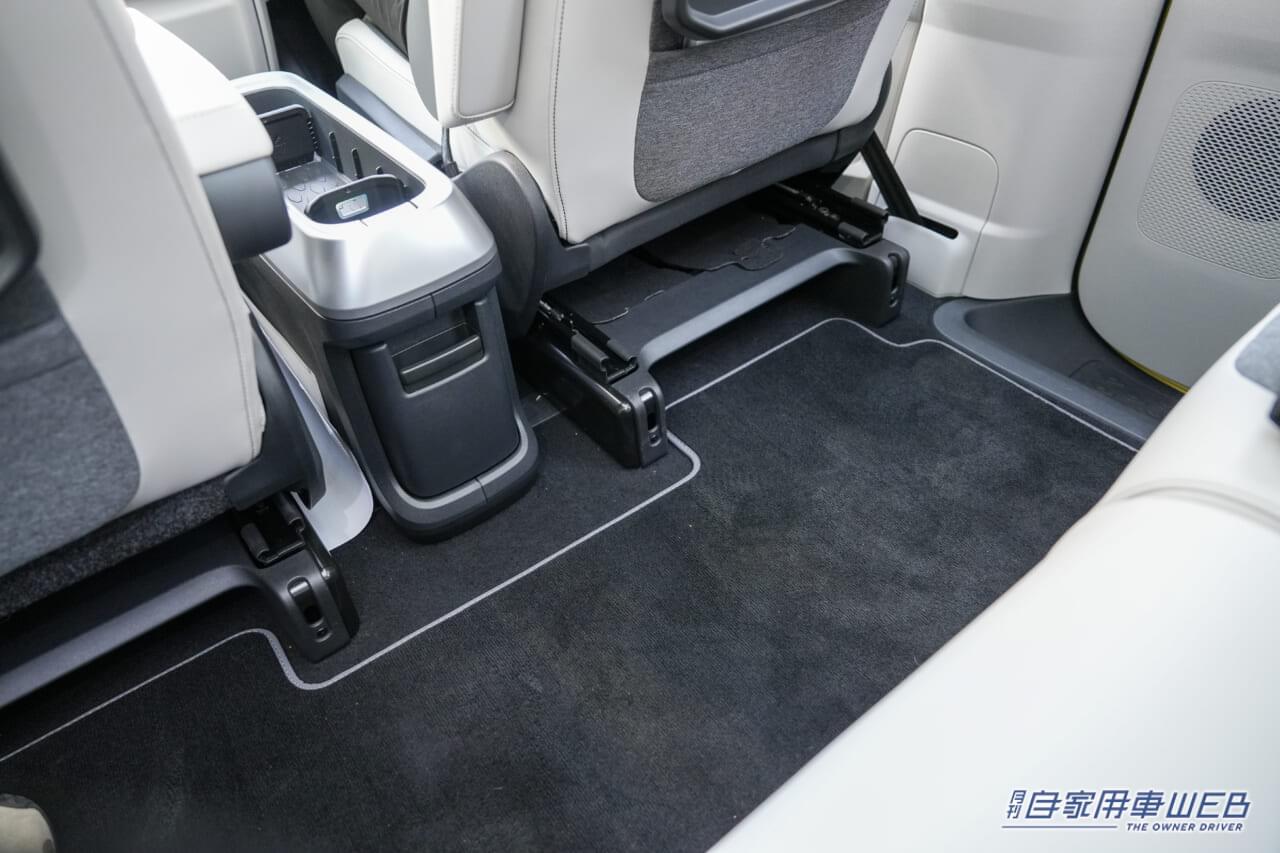 |最新EVになっても「ワーゲンバス」の魅力は健在!快適ラウンジや悠々とした走りは唯一無二だった。フォルクスワーゲン「ID.Buzz」プチ体験記