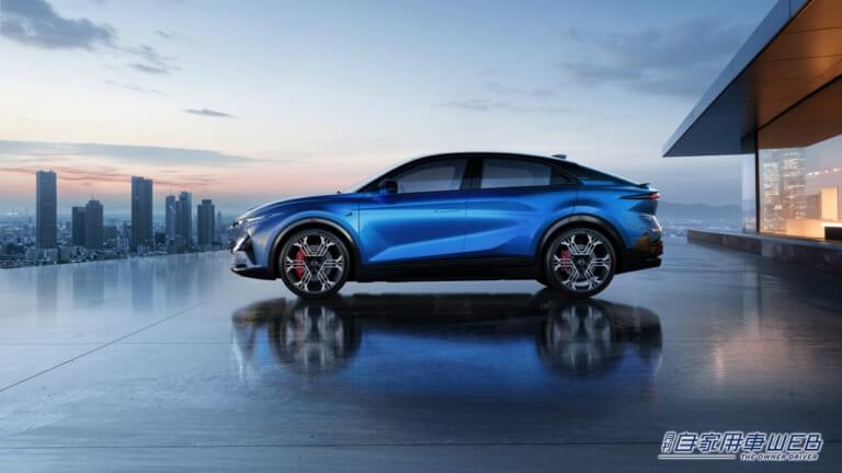 アルピーヌ A390|「スーツを着たレーシングカー」って何ぞや? 名車アルピーヌ A110の魂を宿す「A390」、驚異のトルクベクタリングで走りの未来を拓く