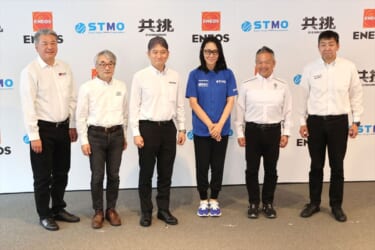 スーパー耐久ST-9クラスでバイオ燃料を共挑するメンバー
