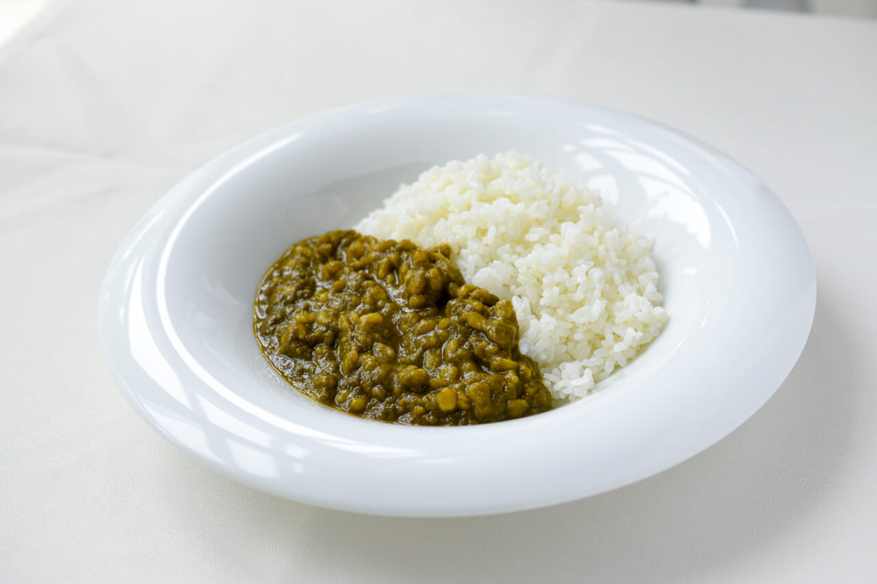 ｜スズキの本格インドカレー！「母親の味」レトルト4タイプが販売開始