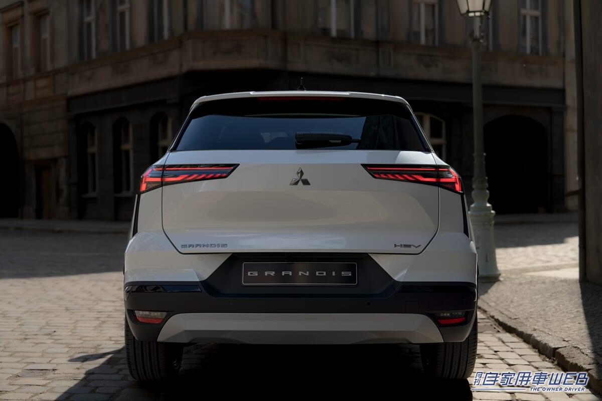 |新型「グランディス」欧州で世界初公開【ミツビシ期待のSUV、国内導入の可能性は如何に?】