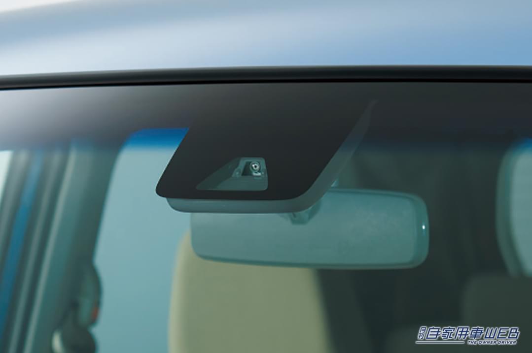 一つのカメラで前方認識と距離測定を行う方式|「プレリュードが国内初採用」「外見からはわからない」ホンダは北海道のテストコースにジャーナリストを呼び、その装置の効果を試させた