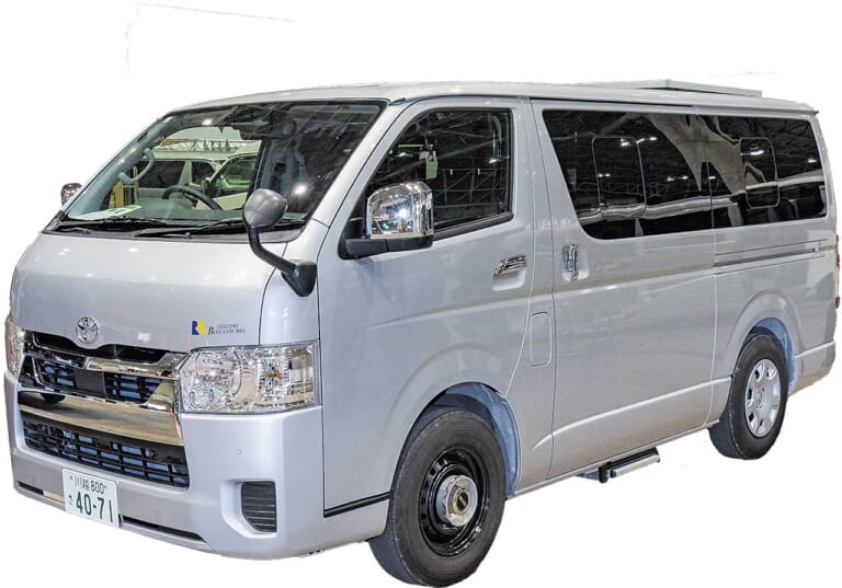 リンエイ バカンチェス ダイネット40 （車両本体価格：5,743,100円（税込）〜）｜「コンセプトは秘密基地」40周年記念車は、ダイネットスペースの快適性を最大限に活かせる充実のフル装備が魅力！
