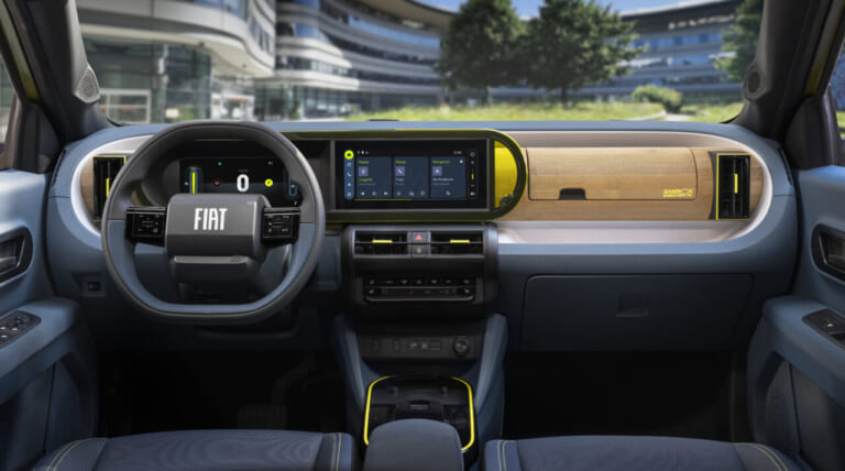 新型グランドパンダ｜デザインの祭典を制した、新型「グランデパンダ」【フィアット注目のニューモデルは、2026年日本導入へ】
