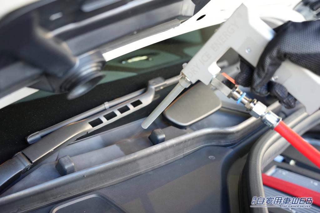 |もう「汚れ」は触らないでOK。ドイツのカーディーラーが認めた、秘密のツールが日本上陸。「究極の洗浄機」その凄いポイントを解説