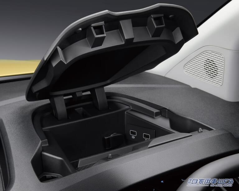 新型ルノー・カングー｜「フェイスリフト」でイメージ一新。新型カングー発売開始【ガソリン＆ディーゼルの2タイプを設定】