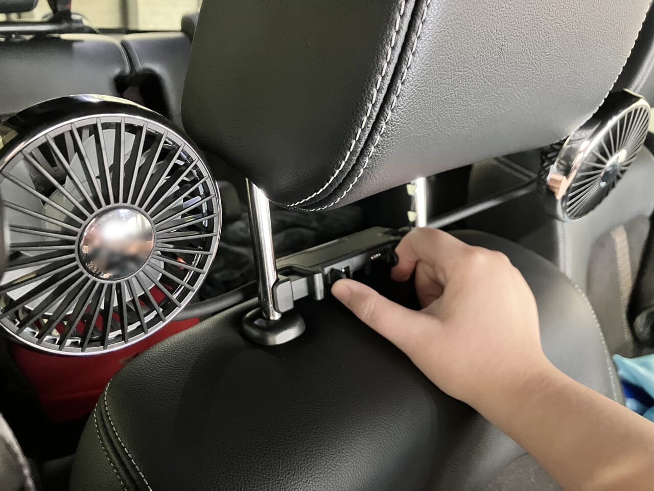｜「これ、マジで神〜」灼熱のはずが快適すぎた！ 使うならダブルだよね、夏の車内が快適空間に。