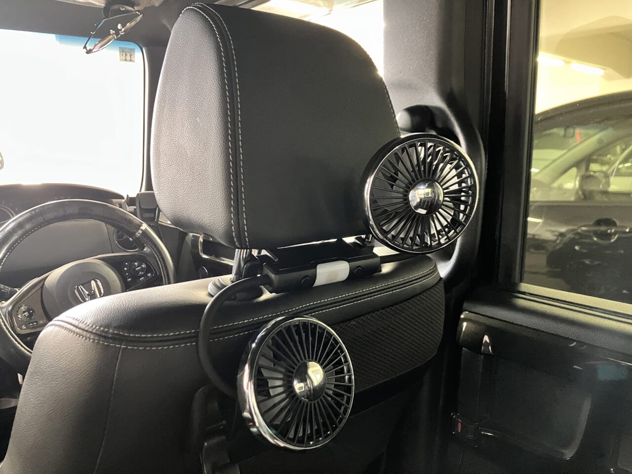 ｜「これ、マジで神〜」灼熱のはずが快適すぎた！ 使うならダブルだよね、夏の車内が快適空間に。