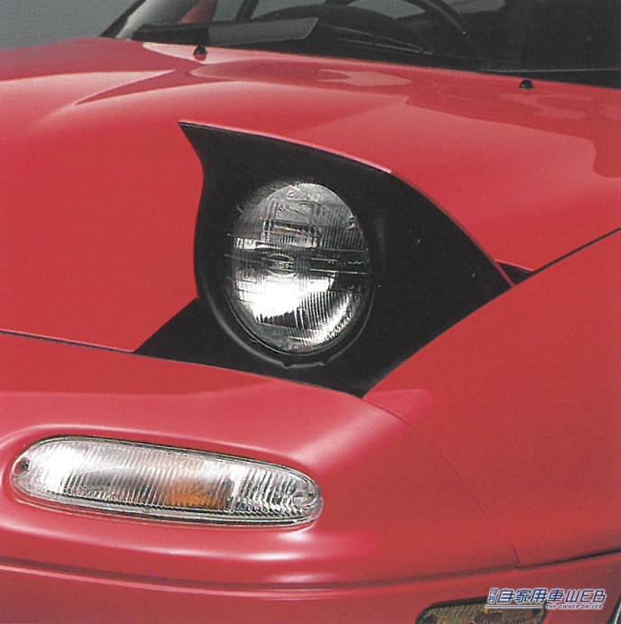 |ハイパワースポーツ全盛の中、その流れに逆らっって開発された軽量オープンスポーツ。「人車一体」で操る楽しさを世界に示したグローバルカーだった