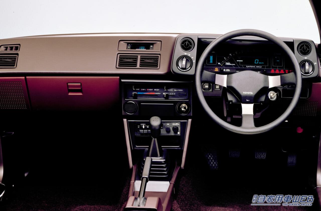 |ドリフトマシンとして重宝された軽量・コンパクトなFRスポーツ。アニメの影響で、今も絶大な人気を誇る「不朽の名車=ハチロク」