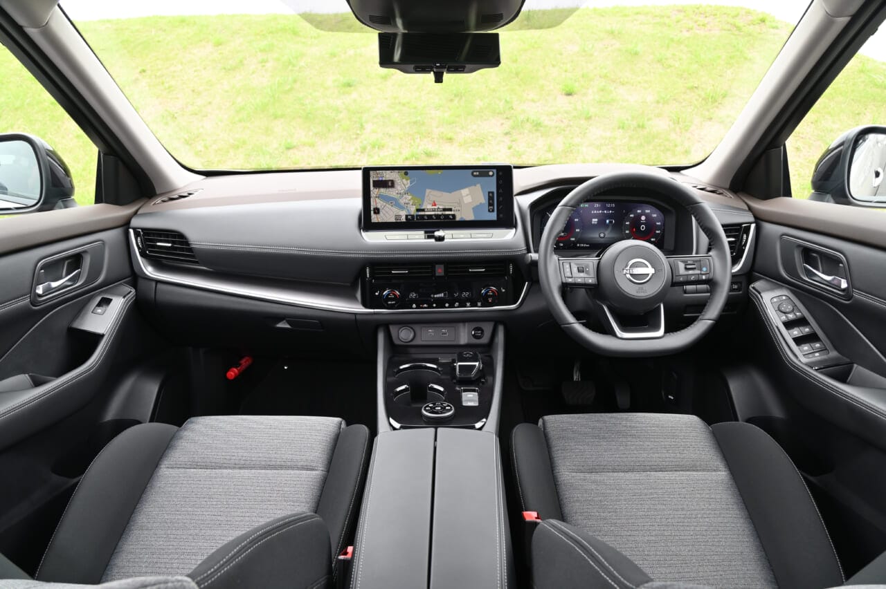 ｜日産 エクストレイル(2022/07-)の最新値引き＆納期情報〈いま新車で買えるクルマカタログ〉第2世代「e-POWER」と「e-4ORCE」で走り自慢に進化した日産の自信作