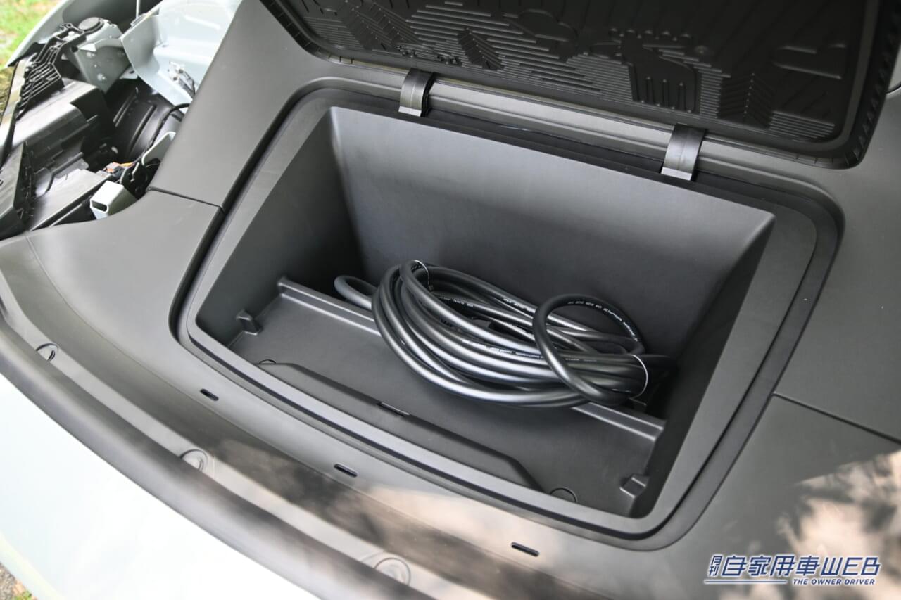 |小さなボディに高性能を詰め込んだ、最新ボルボ「EX30クロスカントリー」日本上陸