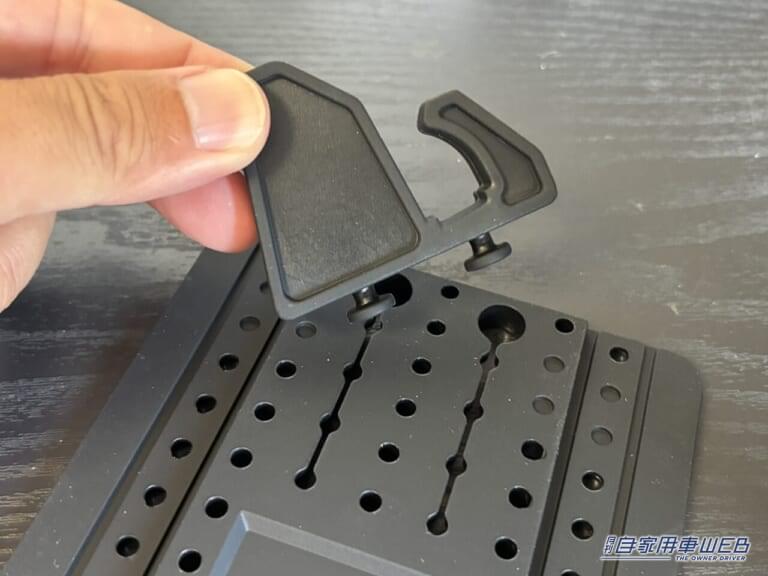 【WELDE】置くだけスマホスタンド|「ずっと探してた」「複数買うわ」車種を選ばない神アイテム。面倒ゼロで手放せないカーグッズ。