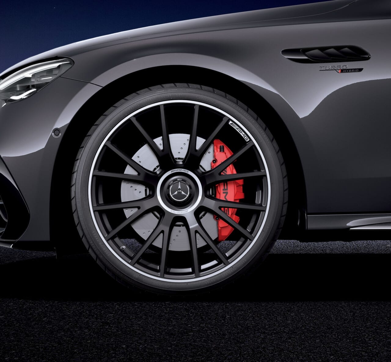 ｜メルセデスAMG E53に人気装備をプラスしたハイエンドモデル「エディション ナイトカーボン」150台限定発売