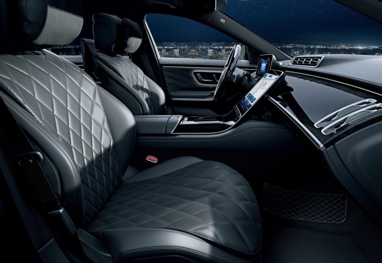 ｜内と外、すべてを黒で染め上げた、特別なSクラス【S 580 4MATIC long Night Edition】