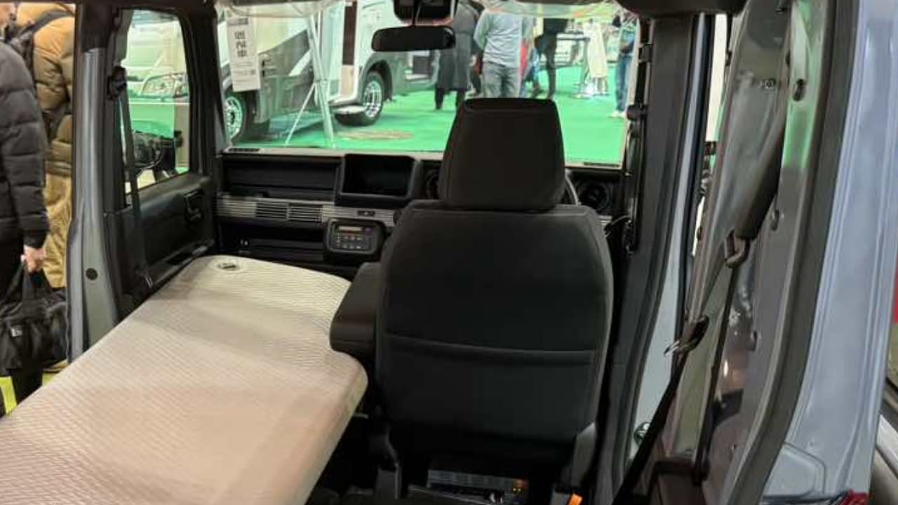 「思わず二度見…」「マジで軽自動車？」“普通のクルマ”とは別物だった。まるで動くマイルームのような快適空間。