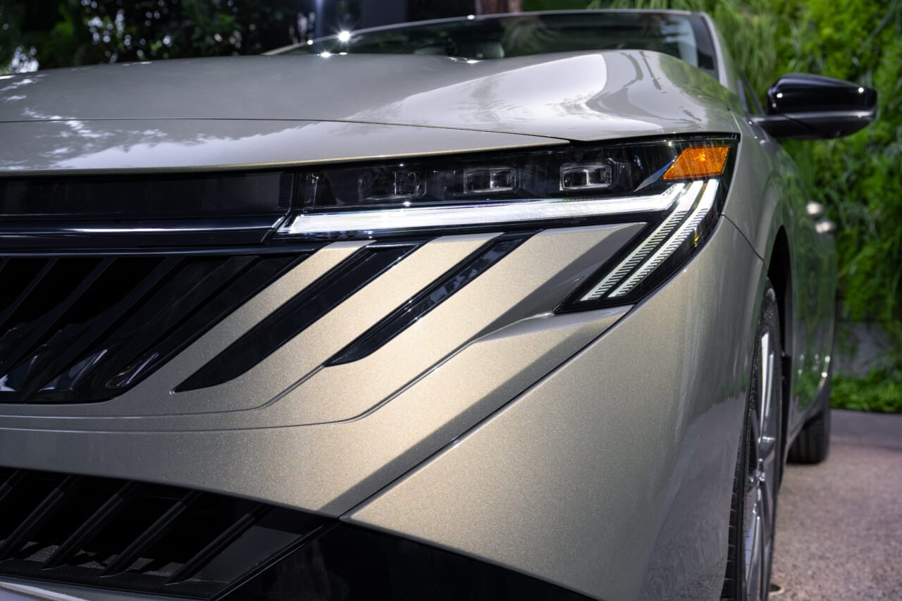 ｜日産、北米で新型「セントラ」を発表【上質キャビンと先進装備で、最新世代にジャンプアップ】