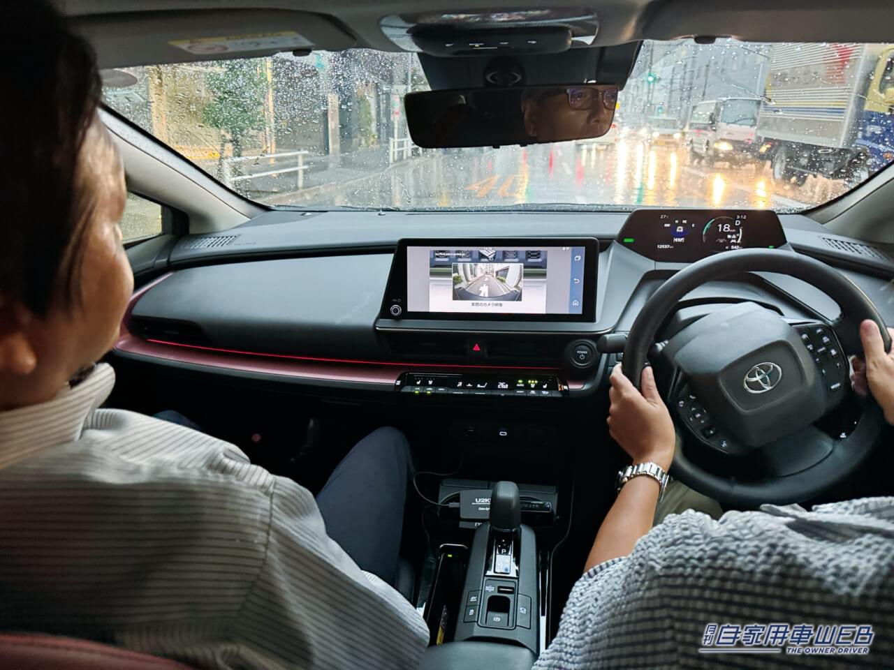 |「こんなの欲しかった!」 車載ディスプレイでネット動画が見られる話題の“カーエンターテイメントアダプター”って何だ⁉︎