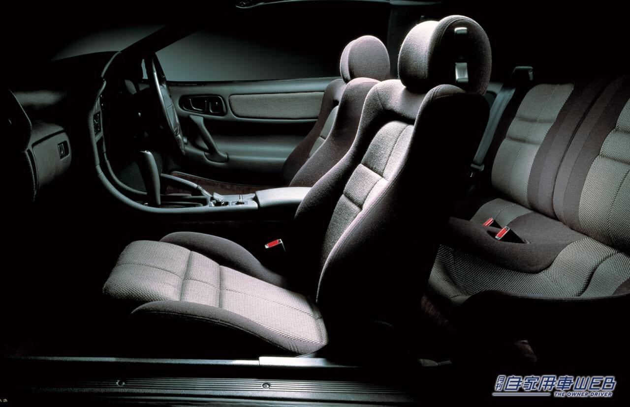 |「重戦車」か「韋駄天」か?ライバルをハイテク装備で無理やりねじ伏せた、異色のハイパフォーマンスカー【圧倒的な加速は今でも魅力】