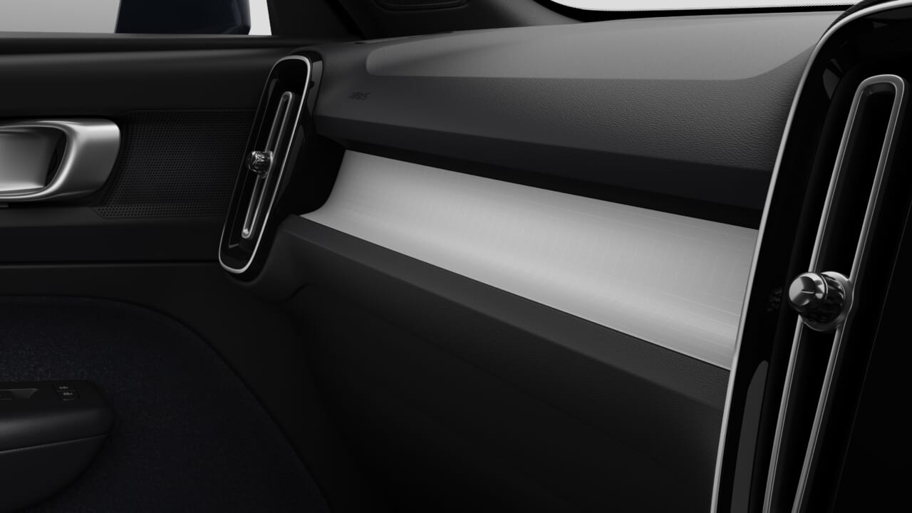 ｜ボルボ、特別仕様車「XC40 Dark Edition」を発売【スポーティなエクステリアとモダンなインテリアをプラス】