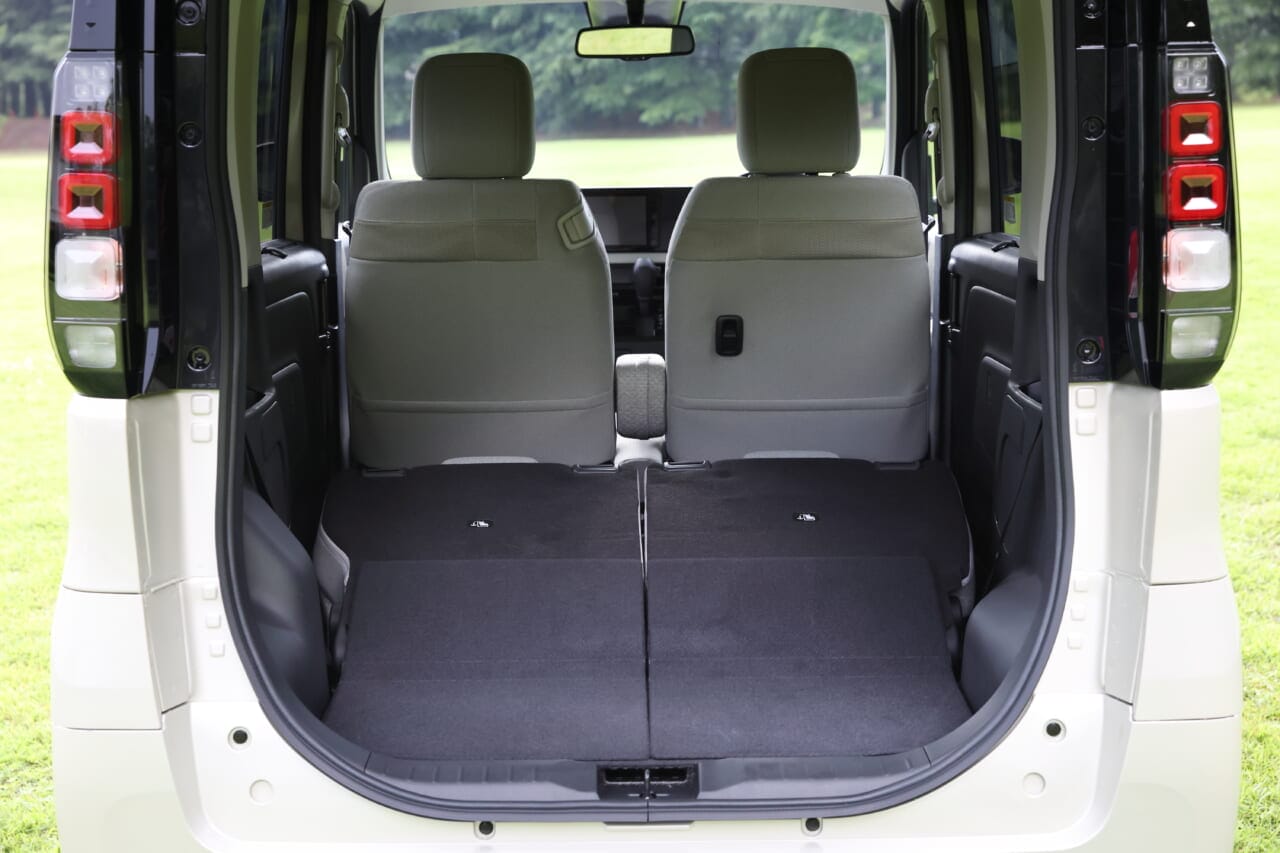 ｜三菱自動車、新型eKスペースを10月29日に発売【内外装を一新して使いやすさ向上】