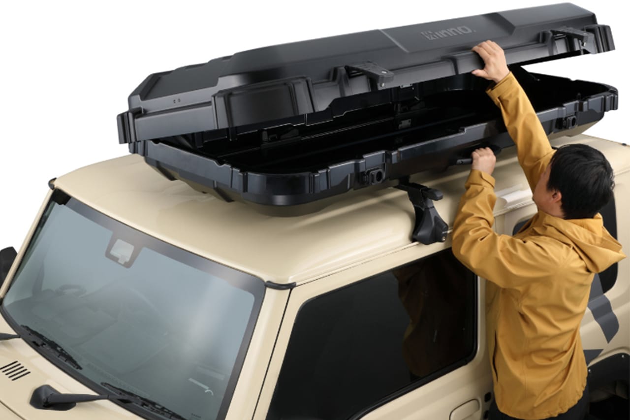 ｜「コレよく見るけど、何が入ってるの？」屋根の上の平べったいボックスの正体。「ああ、そうやって使うんだ？めっちゃ便利やん！」